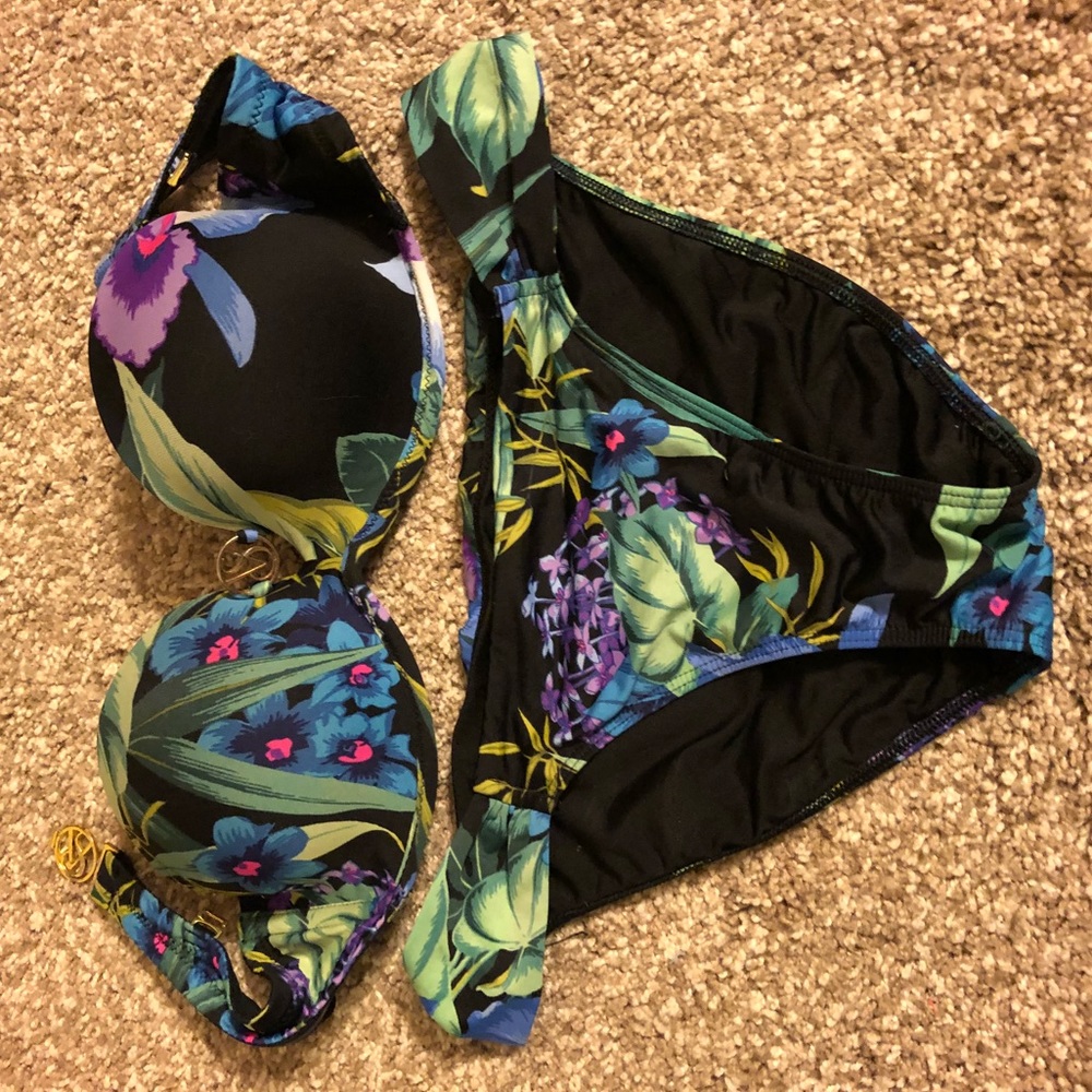 Victoria Secret push-up bikini
